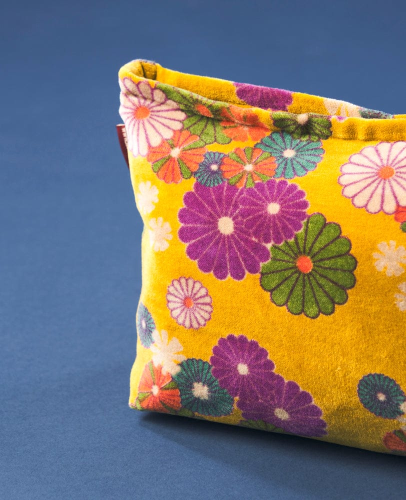 Large Velvet Washbag Mellow Gold