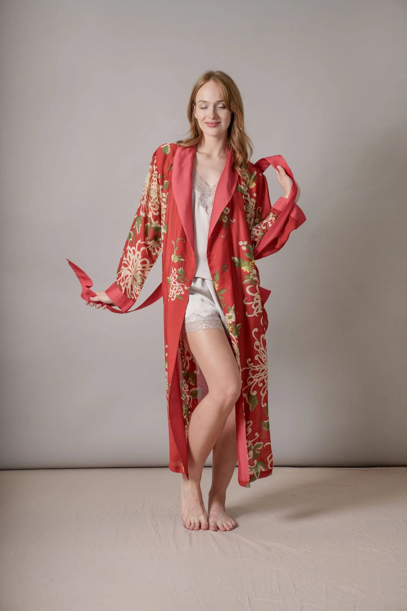 Chrysanthemum Red Gown By One Hundred Stars