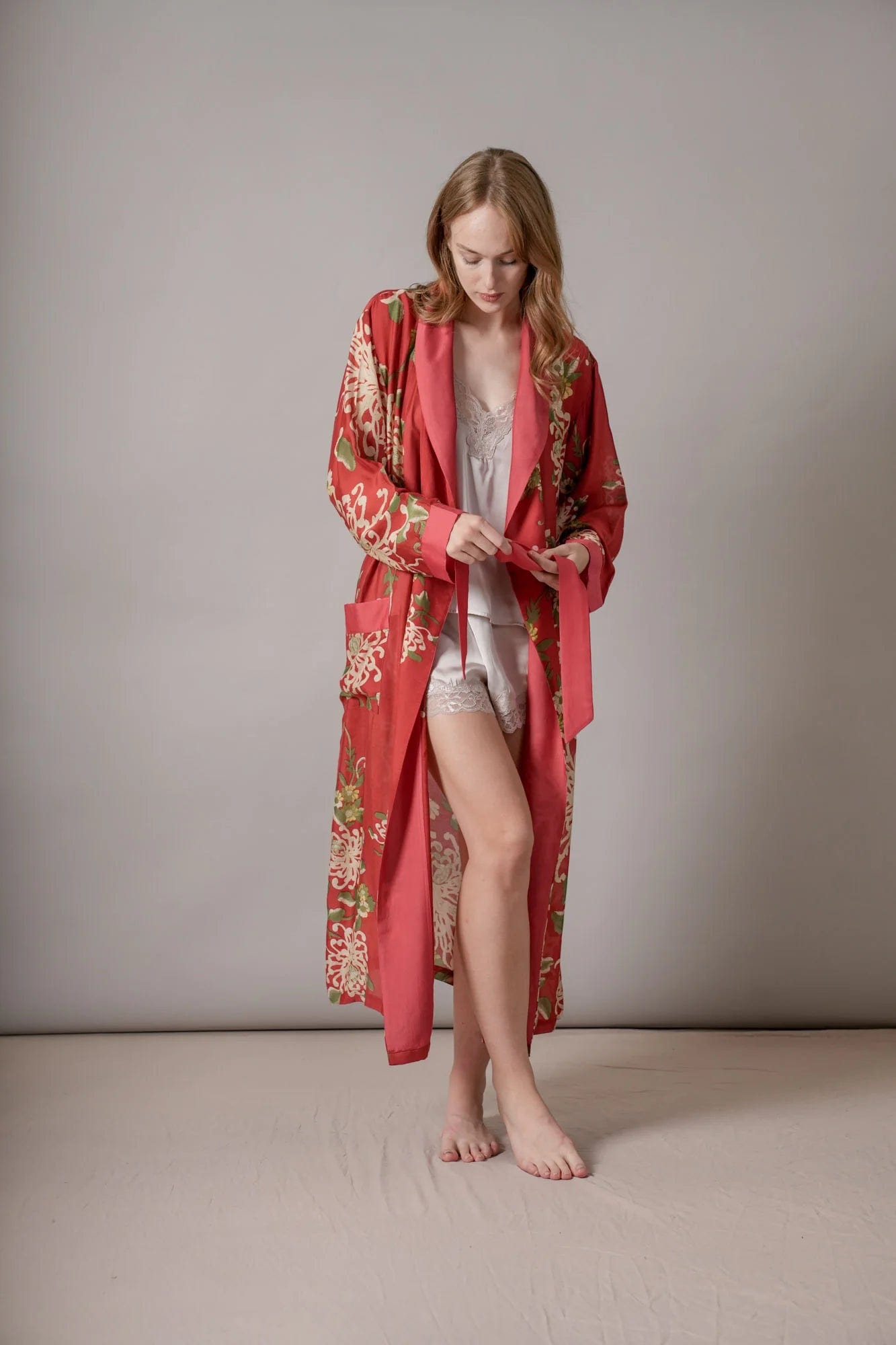 Chrysanthemum Red Gown By One Hundred Stars