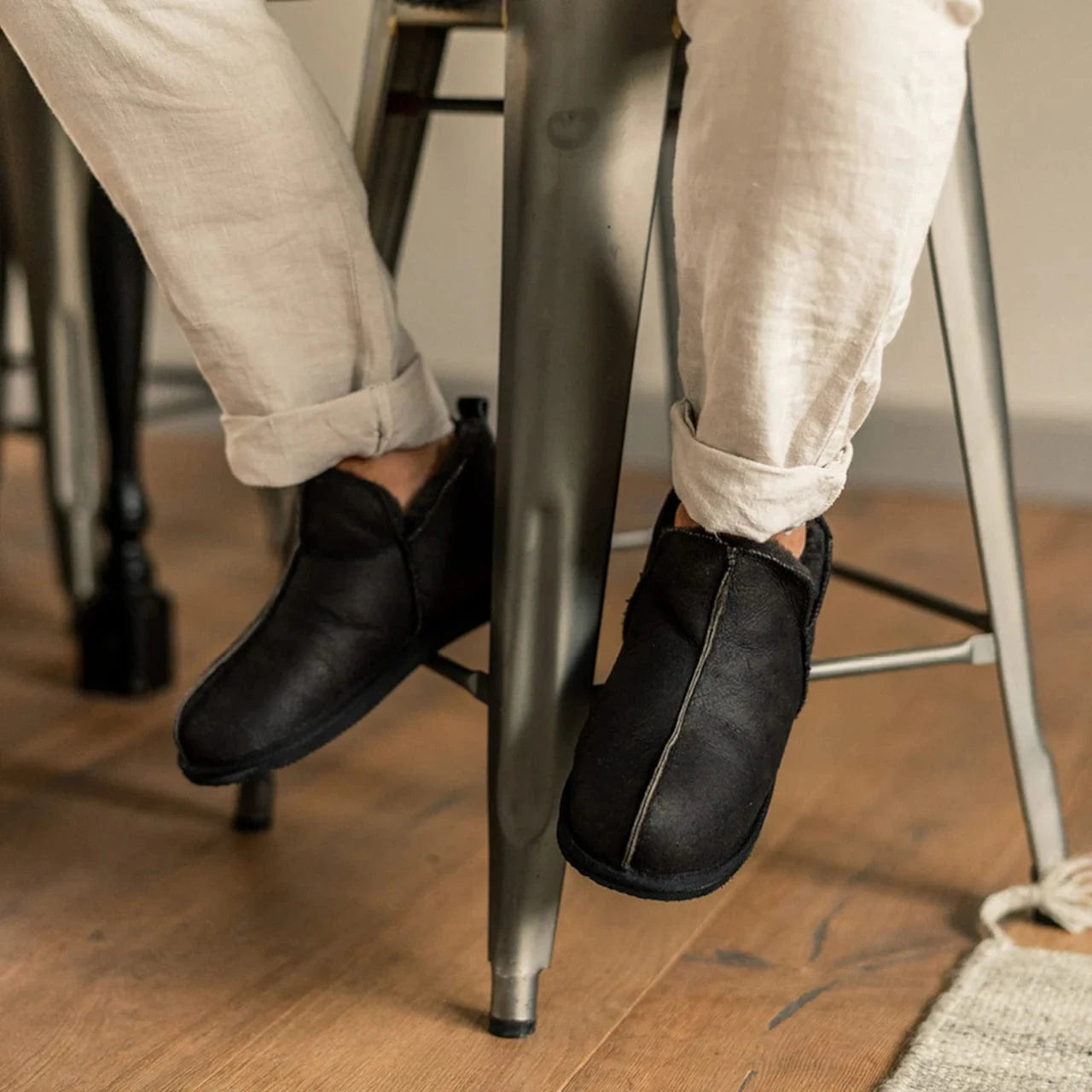 Anton Mens Sheepskin Bootie Slippers Matt Black