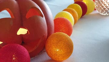 Sunset 35 Ball LED Light Chain, USB Connecter