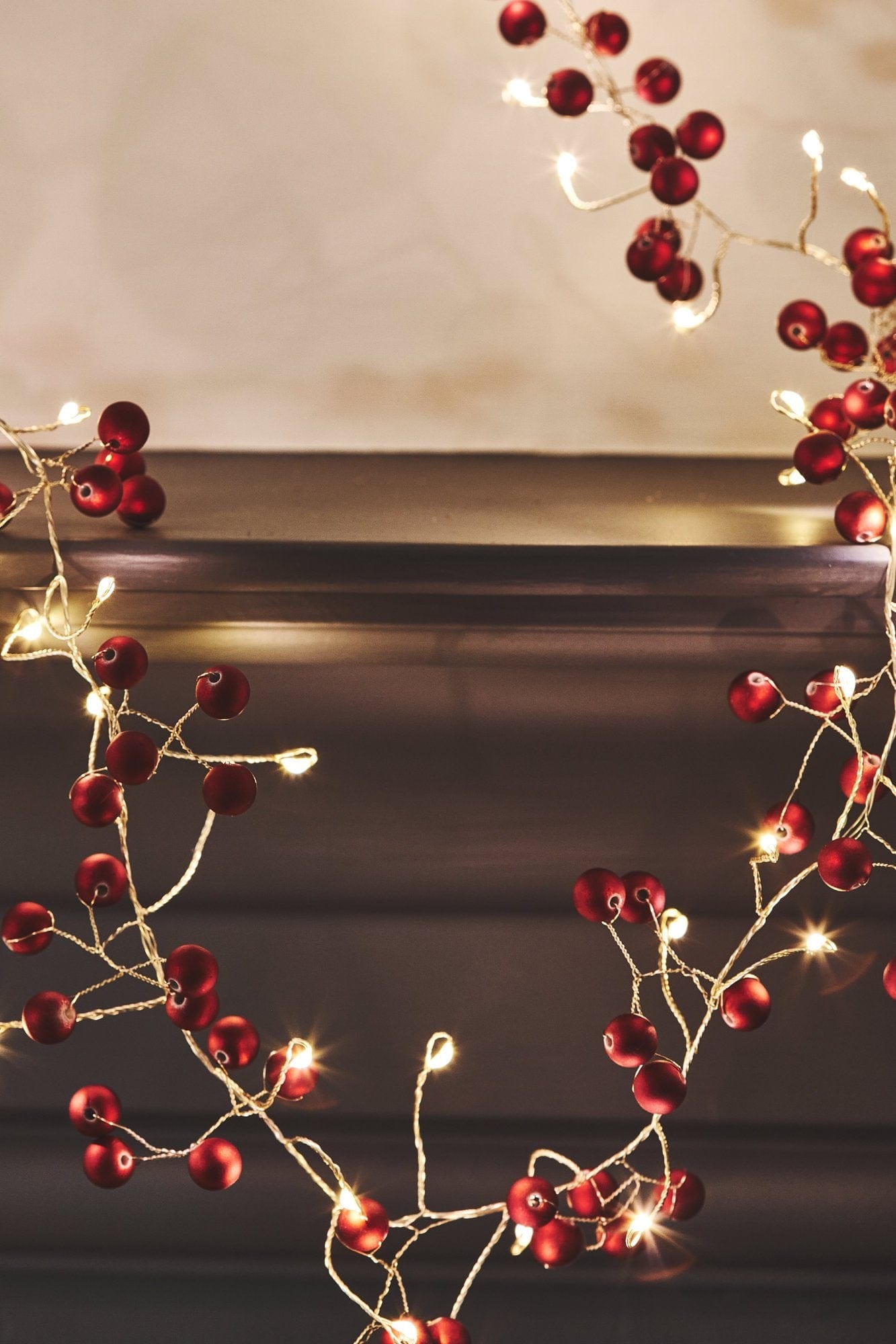 Red Berry Light Chain, Mains Powered