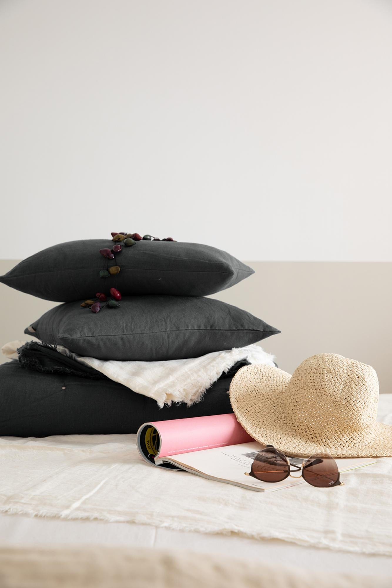 Zeff Linen Cushion 30x50, Tonnere by Vivaraise
