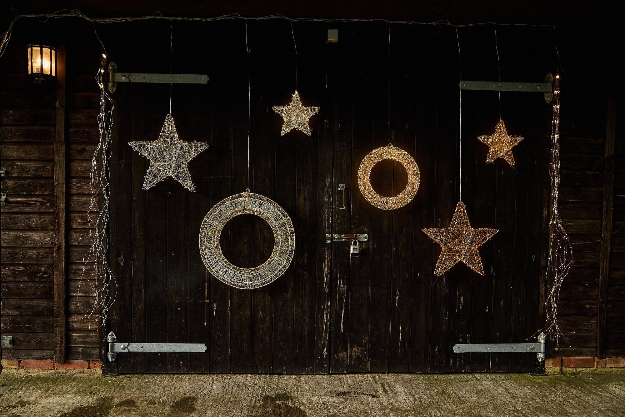 Galaxy 40cm Wreath Copper, Mains Powered 1800 LEDs