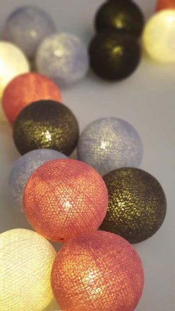 New York 35 Ball LED Light Chain, USB Connecter
