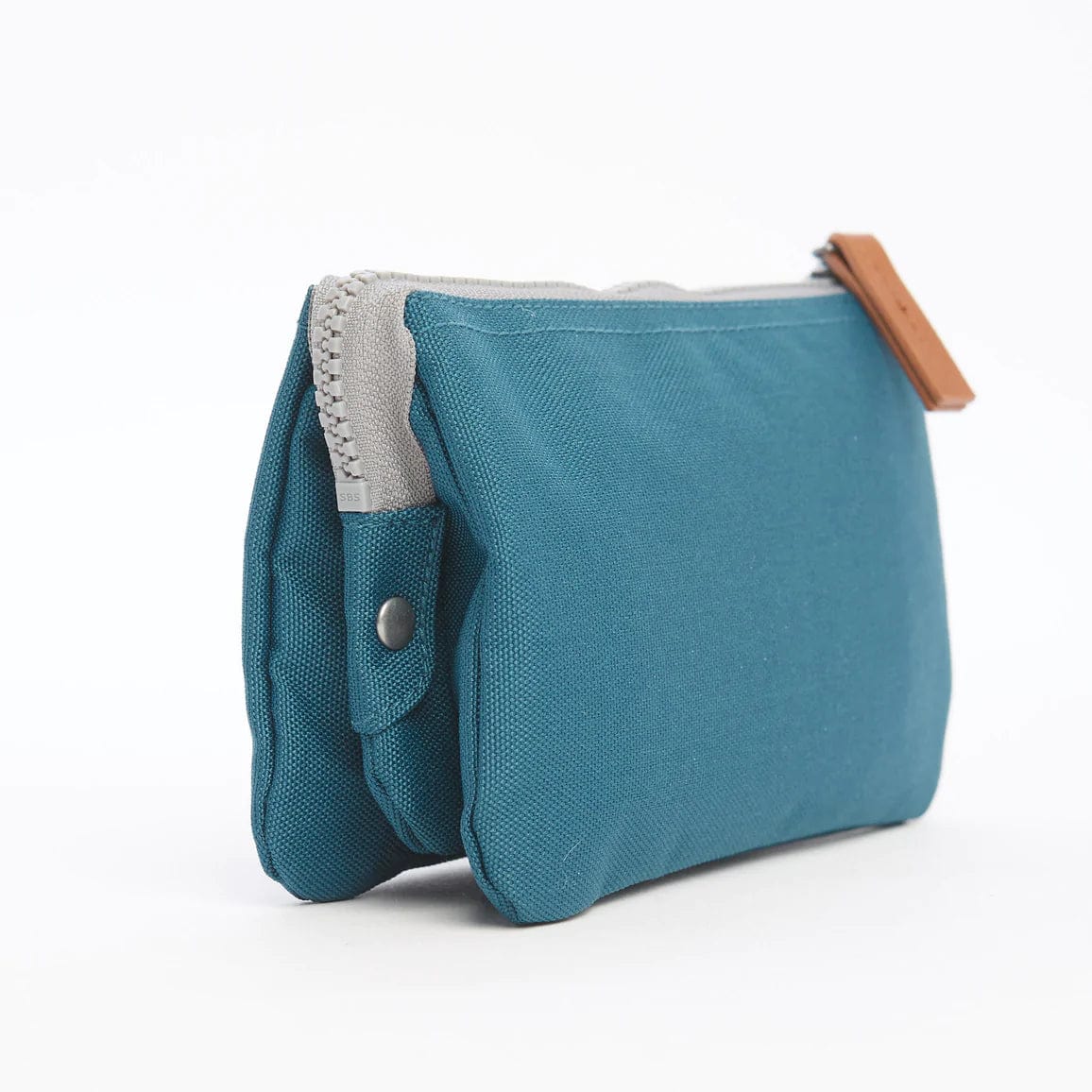 Roka Sustainable Canvas Carnaby Wallet, Medium