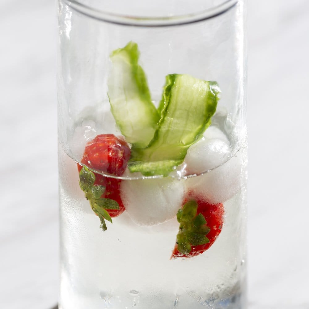 Hammered Glass Tall Tumbler