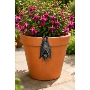 Bat Pot Hanger