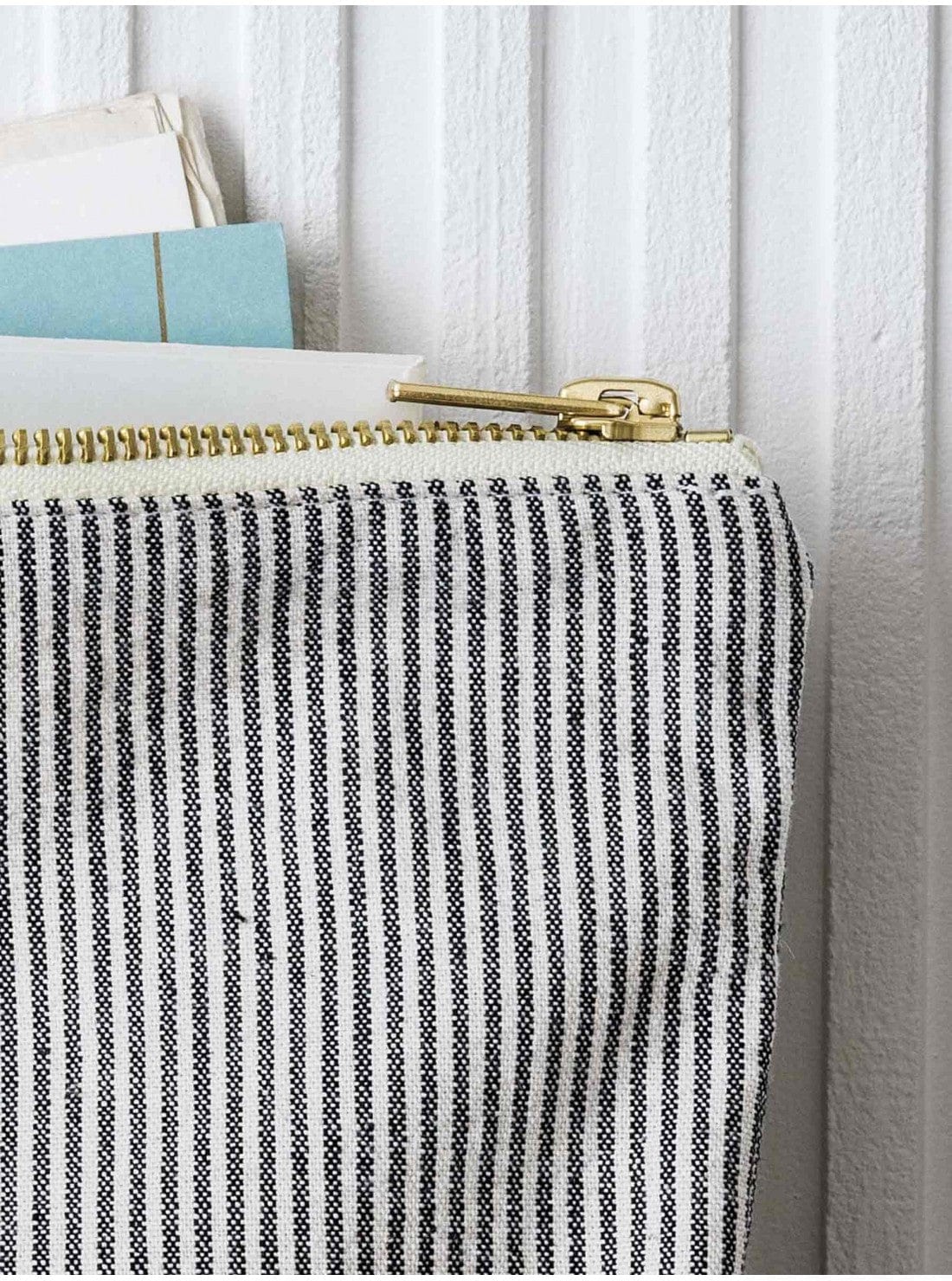 Medium Organic Cotton Zip Pouch 14x19 Finette Caviar