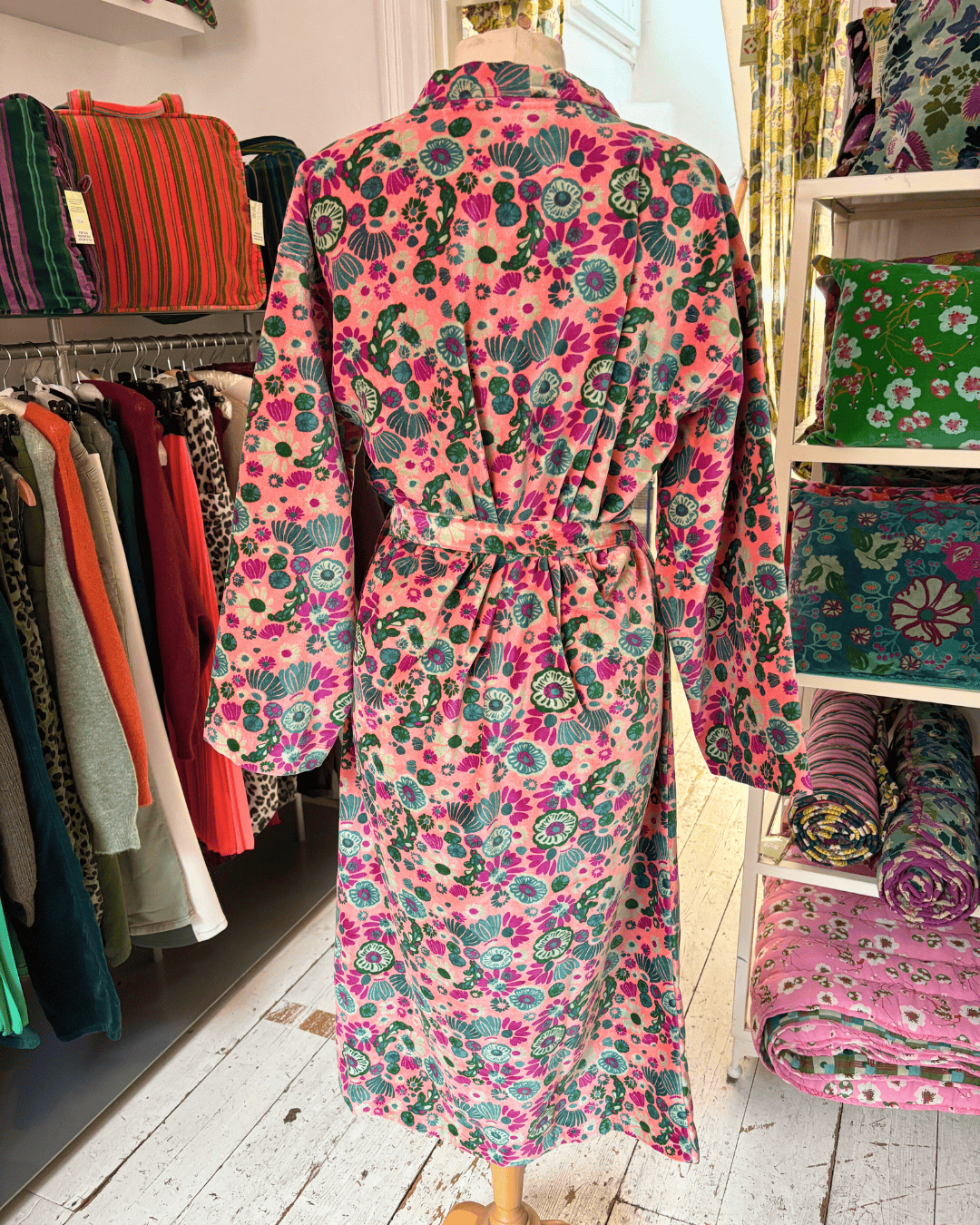 Les Touristes Velvet Dressing Gown - Molly Coral