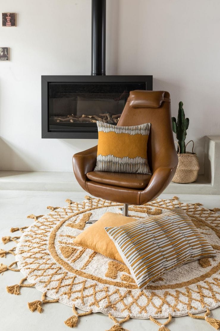 Zeff Mona Linen Cushion 45x45, Ochre by Vivaraise